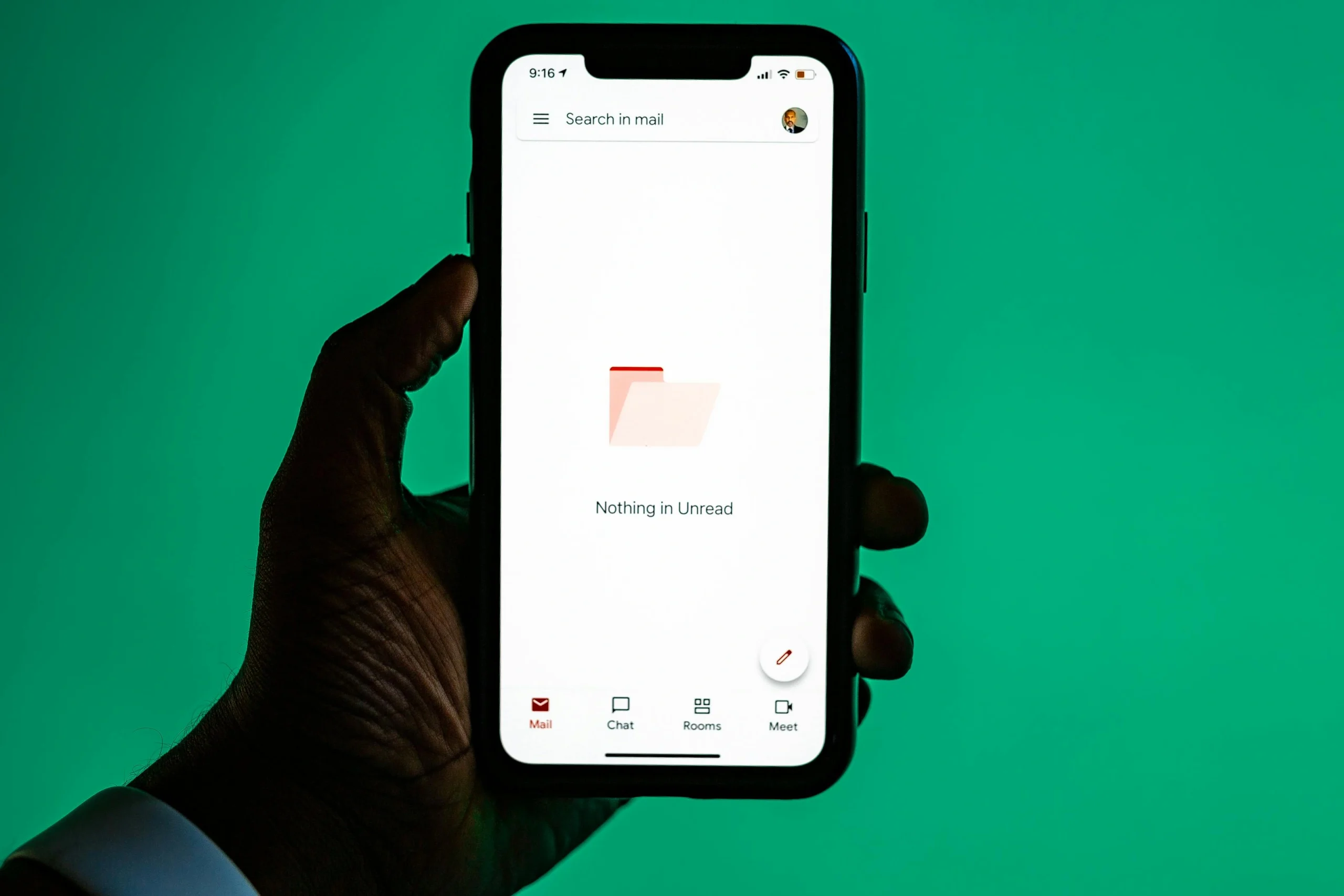 How AI Email Tools Work and What They Change in Everyday Inbox Tasks