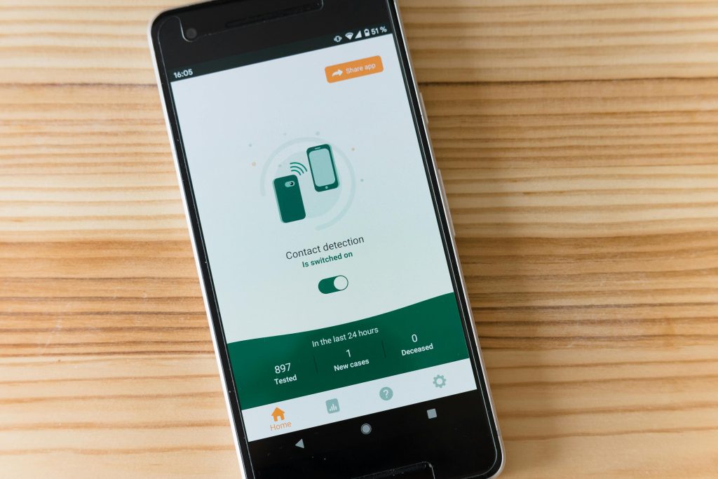 cached app data contributing to why phones lag over time