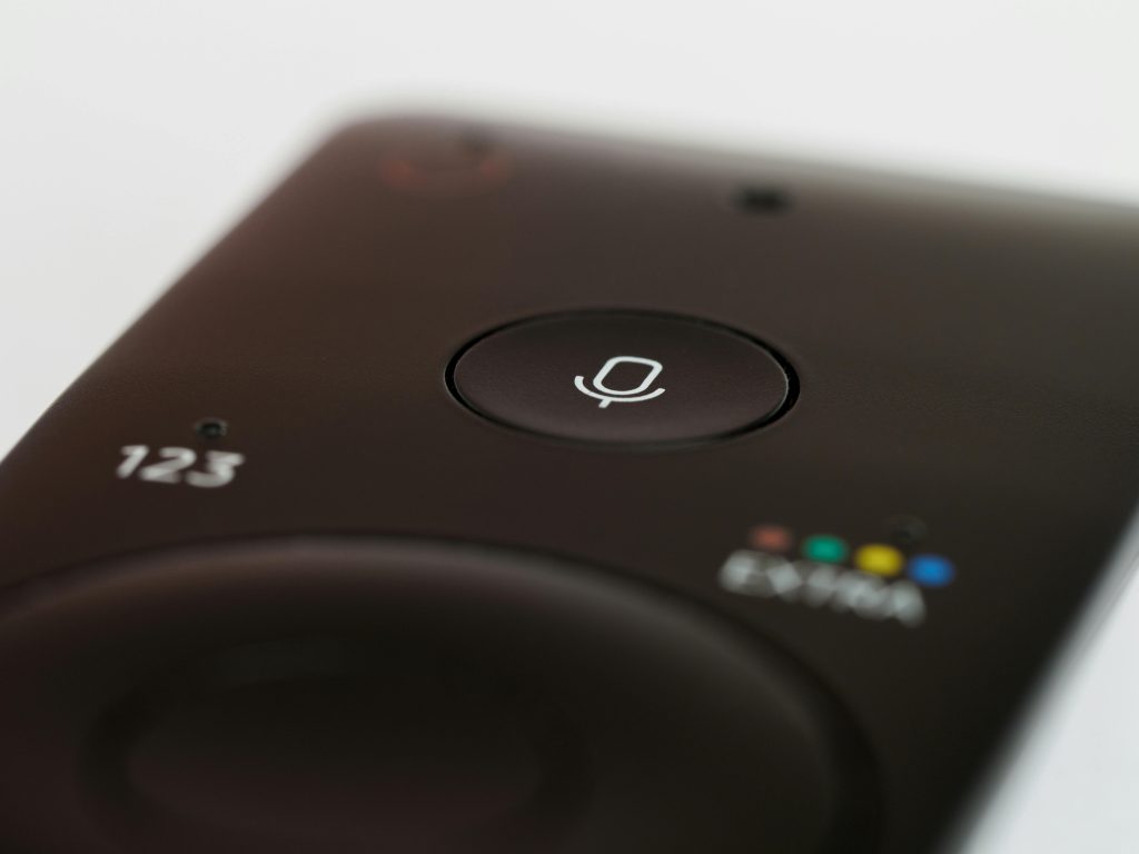 voice history controls that help improve smart speaker privacy