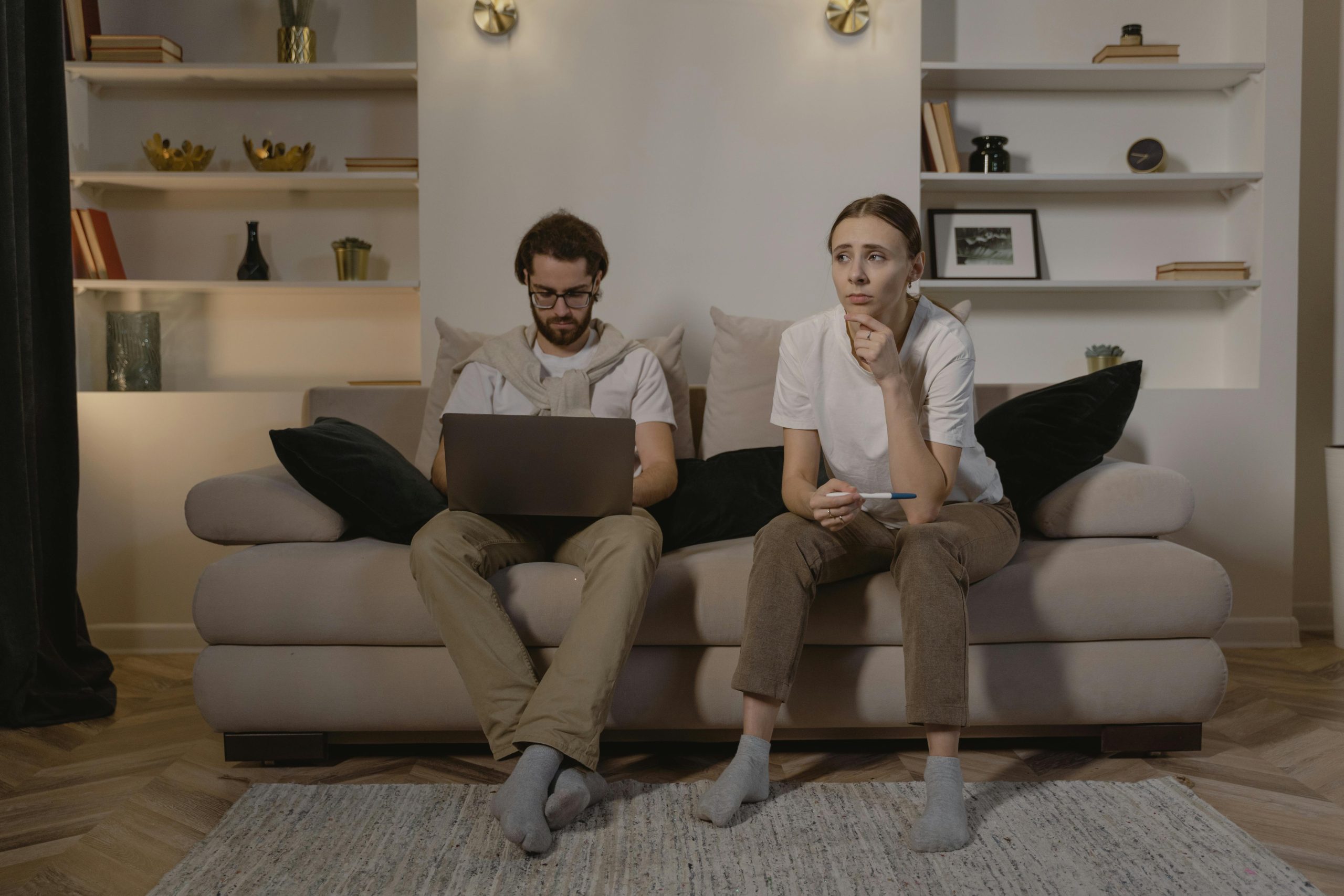 weak Wi-Fi signal at home near wireless router