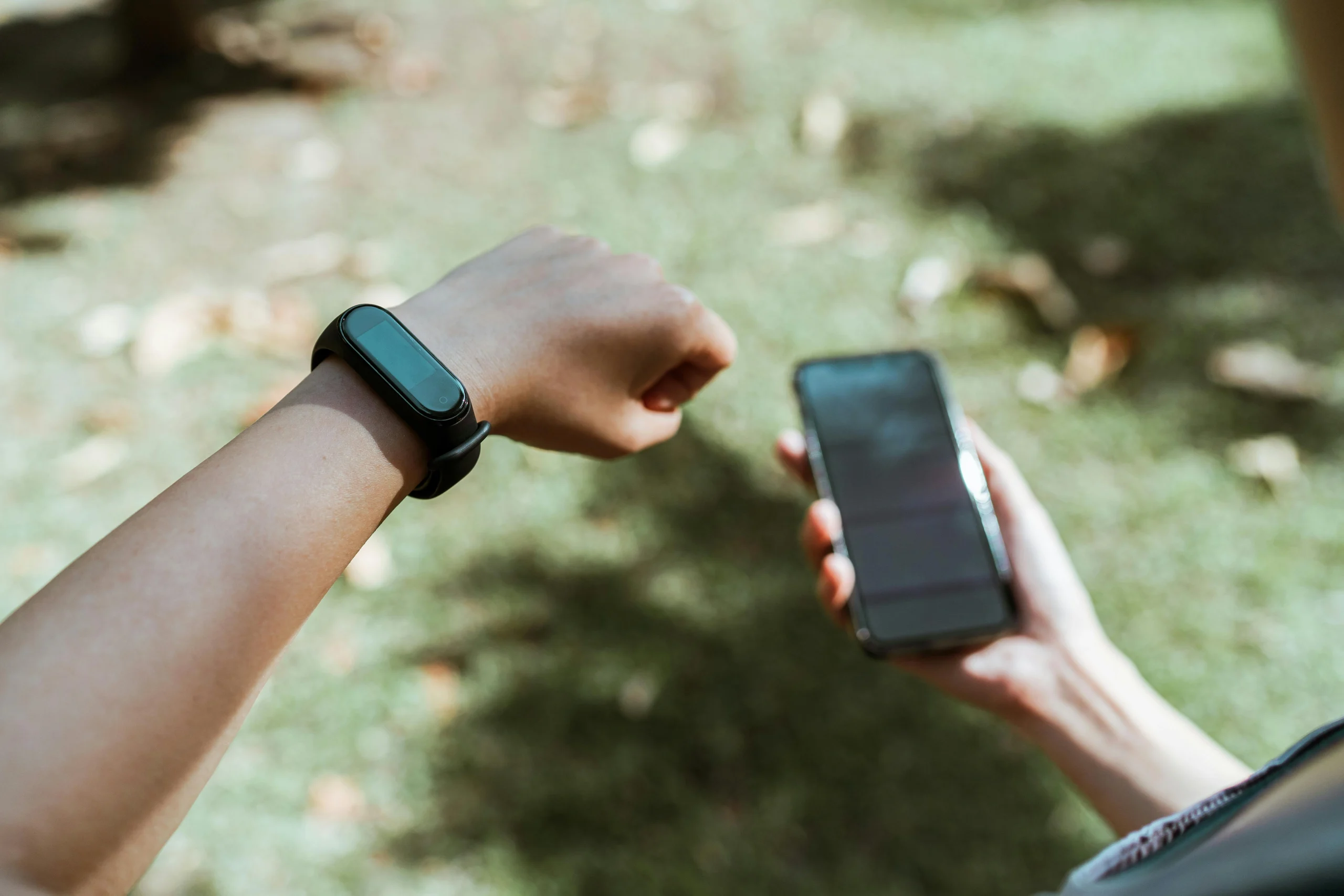 What Wearable AI Devices Do and Why Interest Keeps Growing