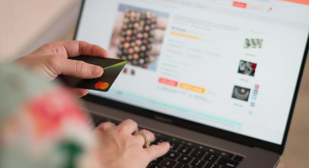 store contact and return pages can help identify fake online stores
