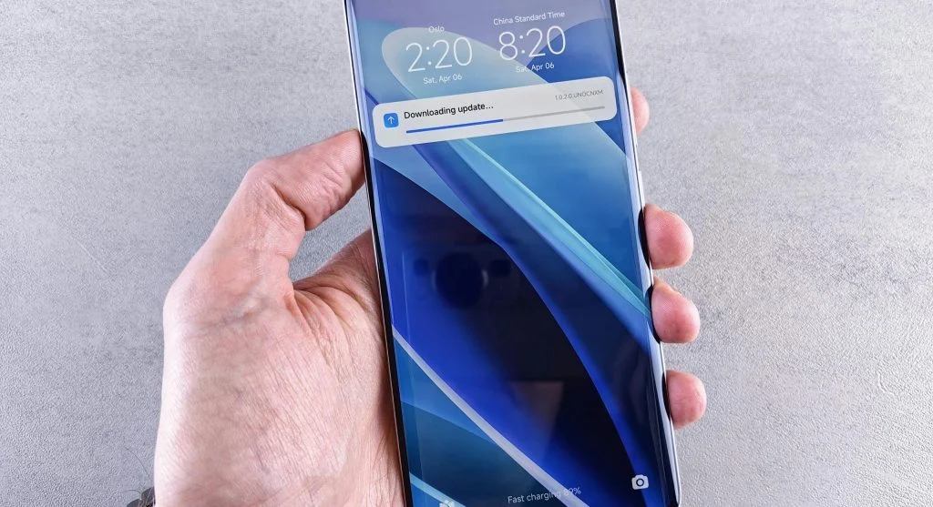 Avoiding an unsafe download from a fake update pop-up