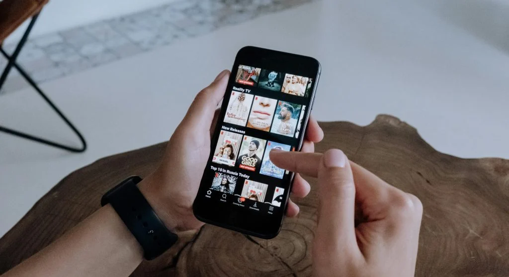 repeated targeted promotions showing why users want to turn off personalized ads on your phone