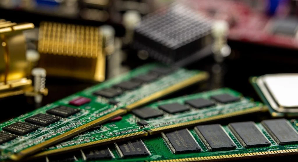 local processing devices showing privacy benefits of edge computing