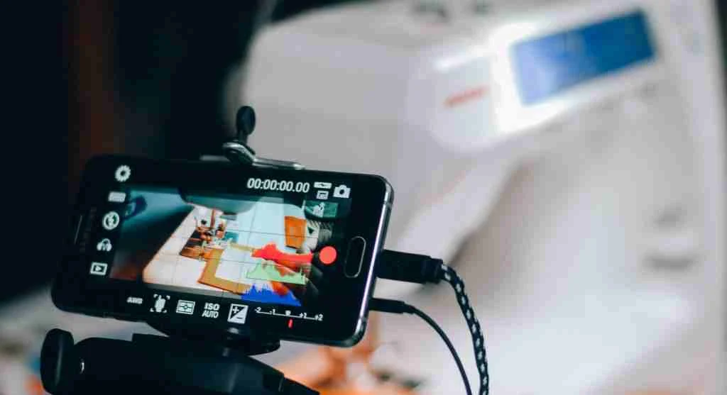 App controls that show how indoor smart cameras work inside the home