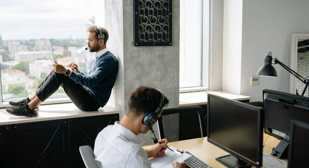 mixed search results that can hide fake customer support numbers